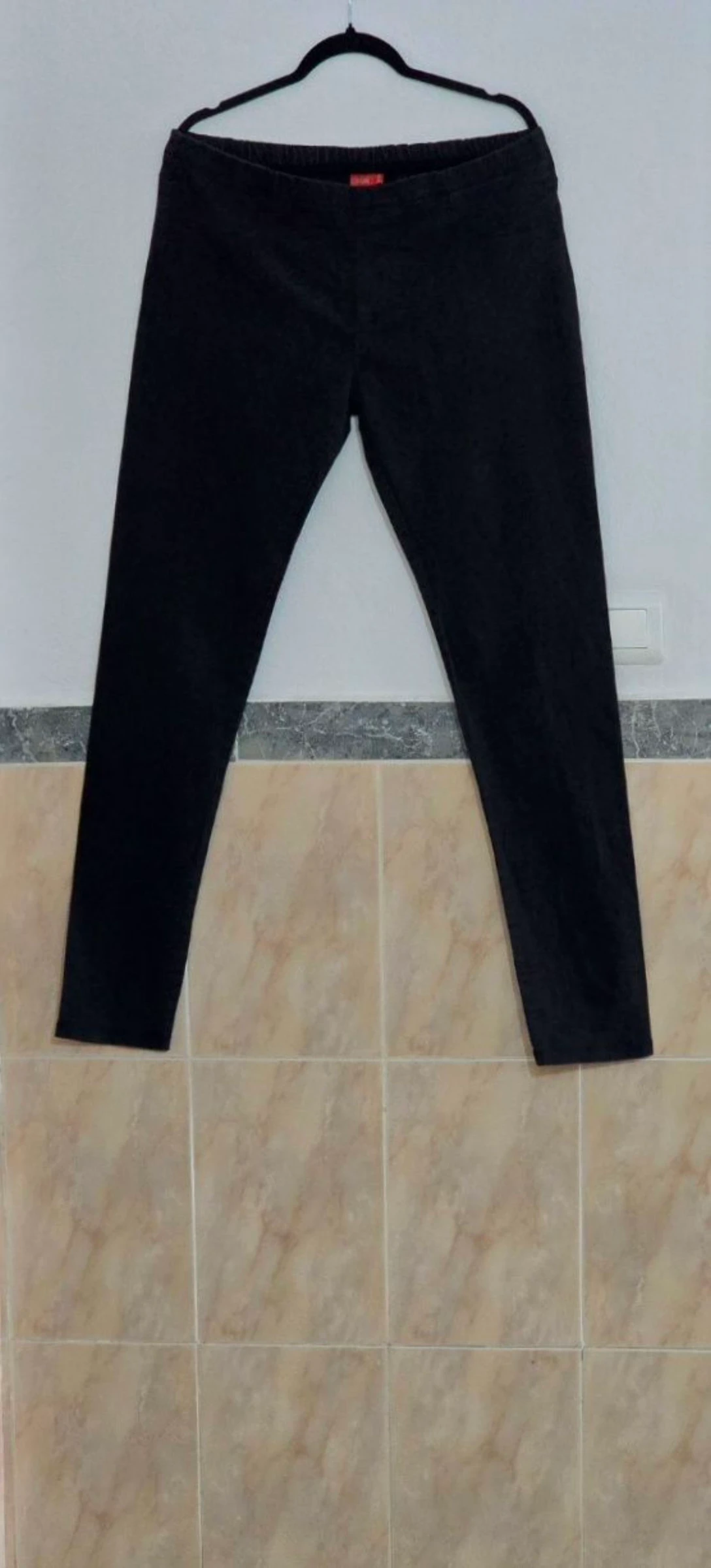 Jeggings negros Tissaia – Talla 50/52